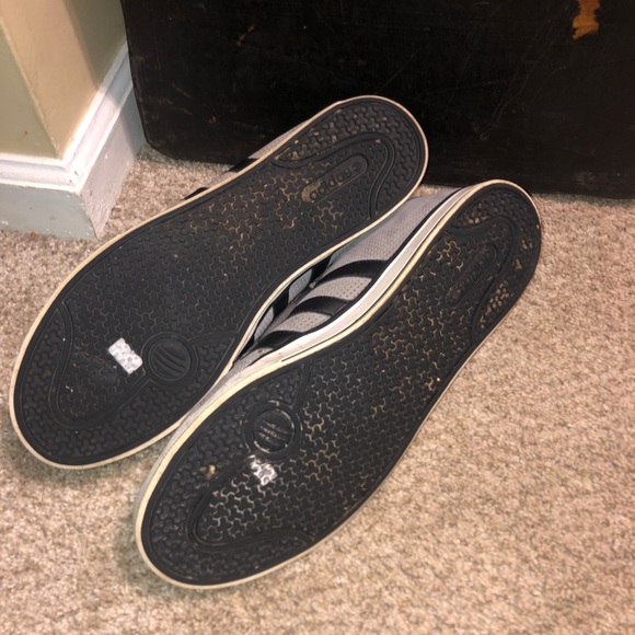 Adidas Retro Size 13 Grey - Picture 6 of 6